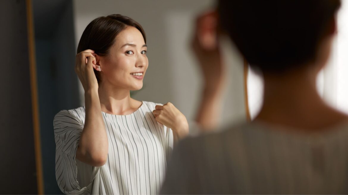 The Styling Pause Women Skip That Improves Any Look